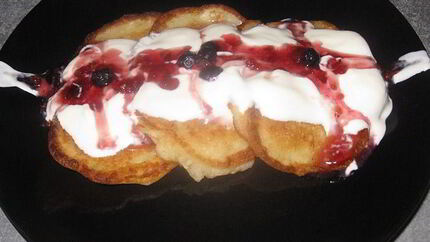 Оладьи на кефире с яблоком