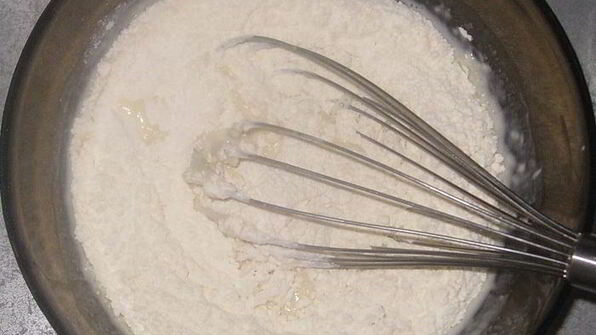 оладьи на кефире с яблоком