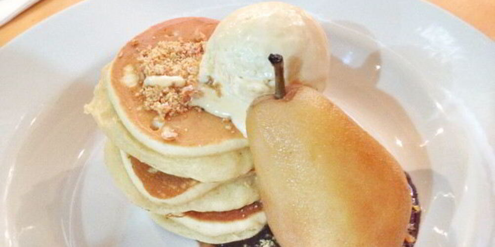 Рецепт оладий на молоке и кефире с грушей