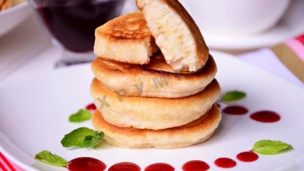 оладьи на сыворотке пышные без яиц