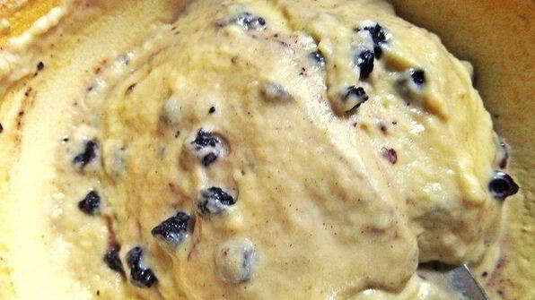 оладьи с черникой и шоколадом