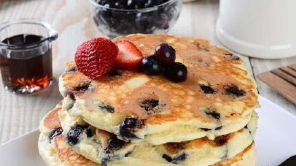 Оладьи с черникой