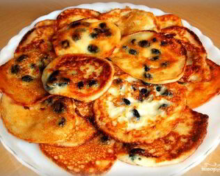 Оладьи с сухофруктами