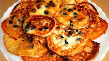 Оладьи с сухофруктами