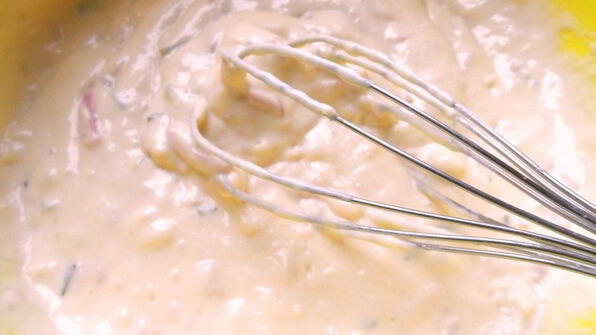 оладьи с сыром и колбасой