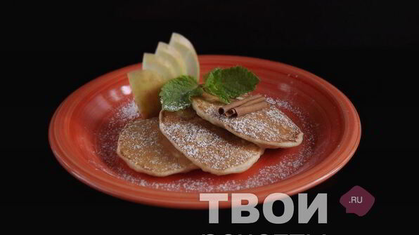 оладьи с яблоком
