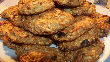 Овсяное печенье с яблоками и ананасами