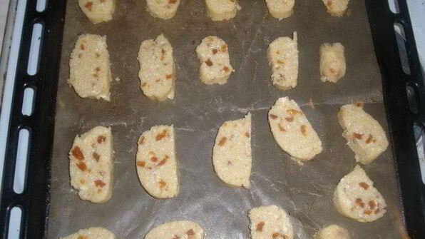 печенье с курагой и кокосом