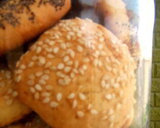 Псевдобискотти с кунжутом и маком