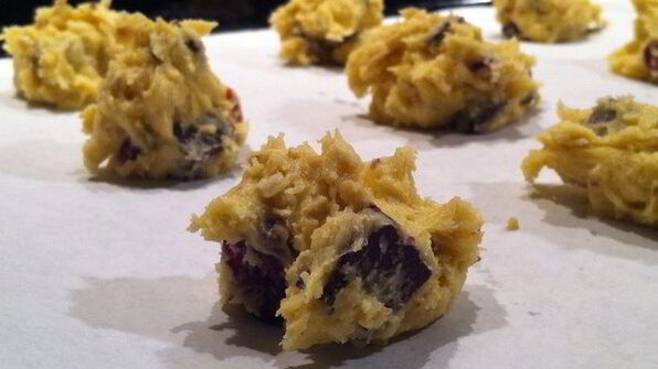 шоколадно-вишневое овсяное печенье