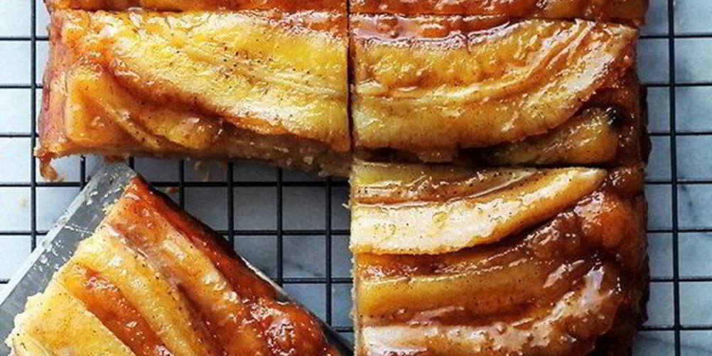 Рецепт бананова-карамельного пирог в духовке