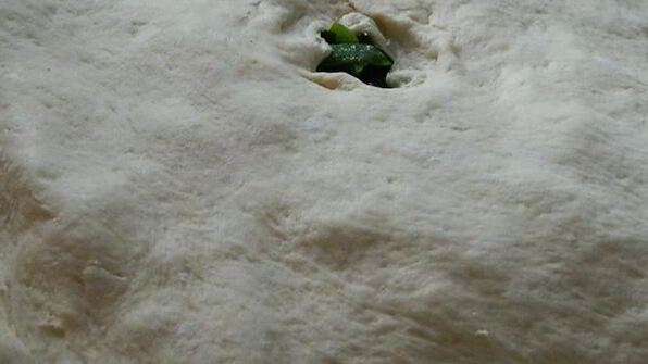 дрожжевой пирог с щавелем