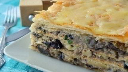 Горячий пирог Наполеон с картофельно-грибным кремом