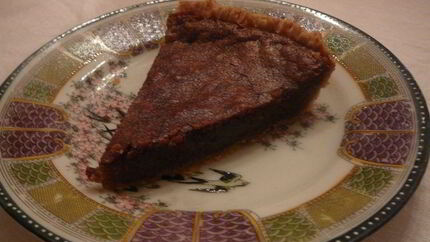 Коричневый пирог