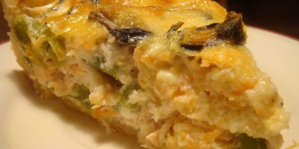 Рецепт открытого пирога с семгой, мидиями и стручковой фасолью