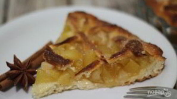 пирог из дрожжевого теста с яблоками