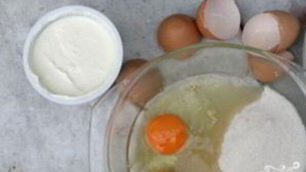 пирог из слоеного теста с клубникой