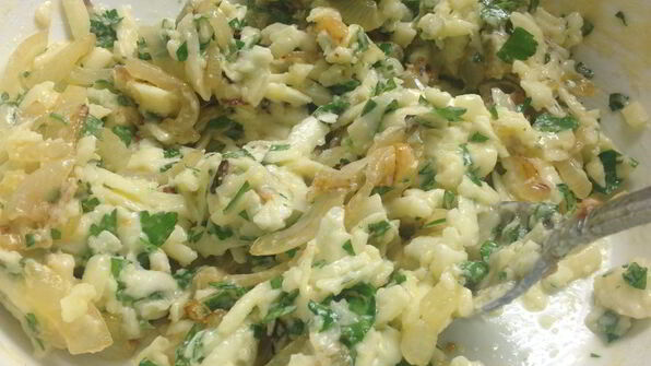 пирог из творожного теста с сыром