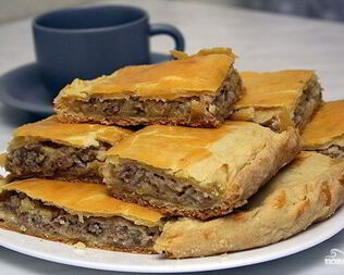 Пирог с картофелем и фаршем