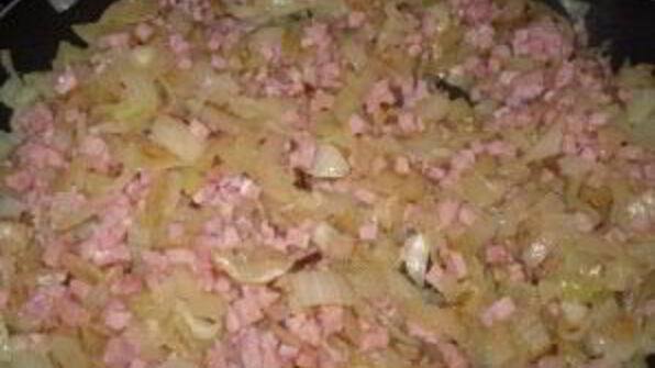 пирог с луком и ветчиной