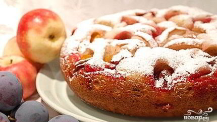 Пирог в мультиварке на сметане