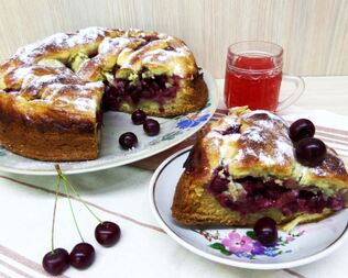 Простой вишневый пирог