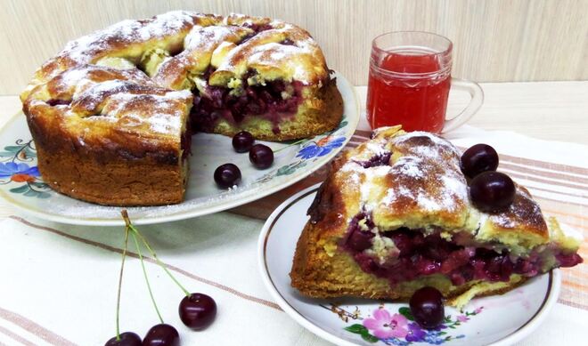 Простой вишневый пирог