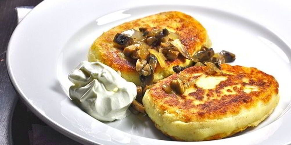 Рецепт картофельных пирожков с грибами