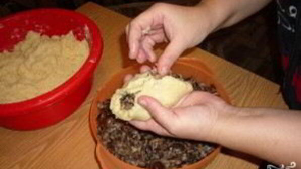 картофельные пирожки с грибами