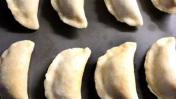 маленькие пирожки с мясом