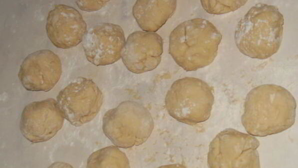пирожки из сырного теста