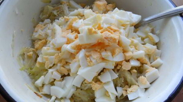 пирожки из творожного теста с капустой и яйцом