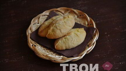Пирожки из творожного теста