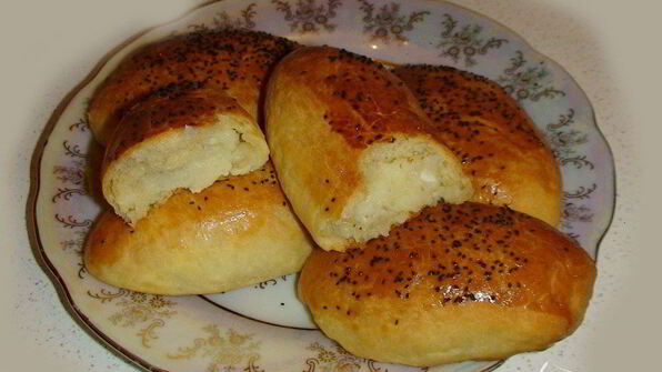 пирожки пышные с картофельной и капустной начинкой