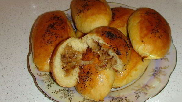 пирожки пышные с картофельной и капустной начинкой