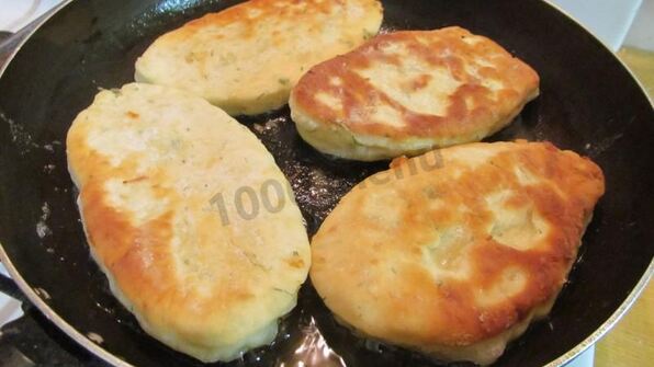 пирожки с курицей на сметане без дрожжей