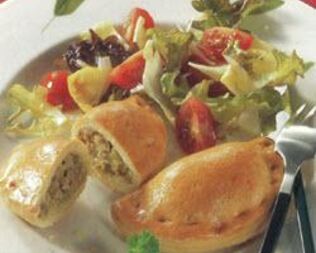 Пирожки с мясной начинкой