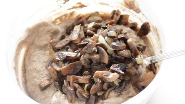 пирожки с печенью и грибами