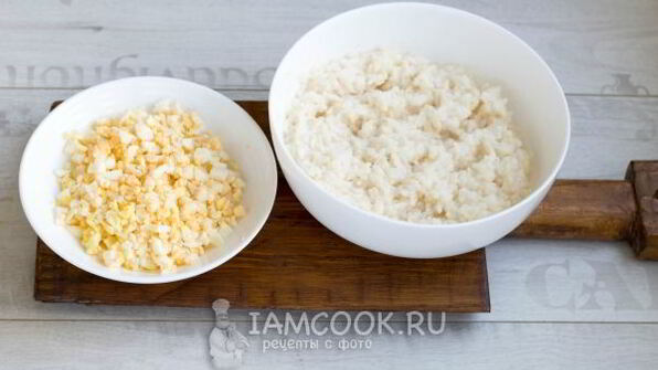 пирожки с рисом и яйцом