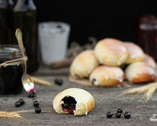 Пирожки со смородиной