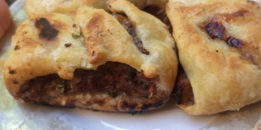 Рецепт слоеных пирожков с мясной начинкой