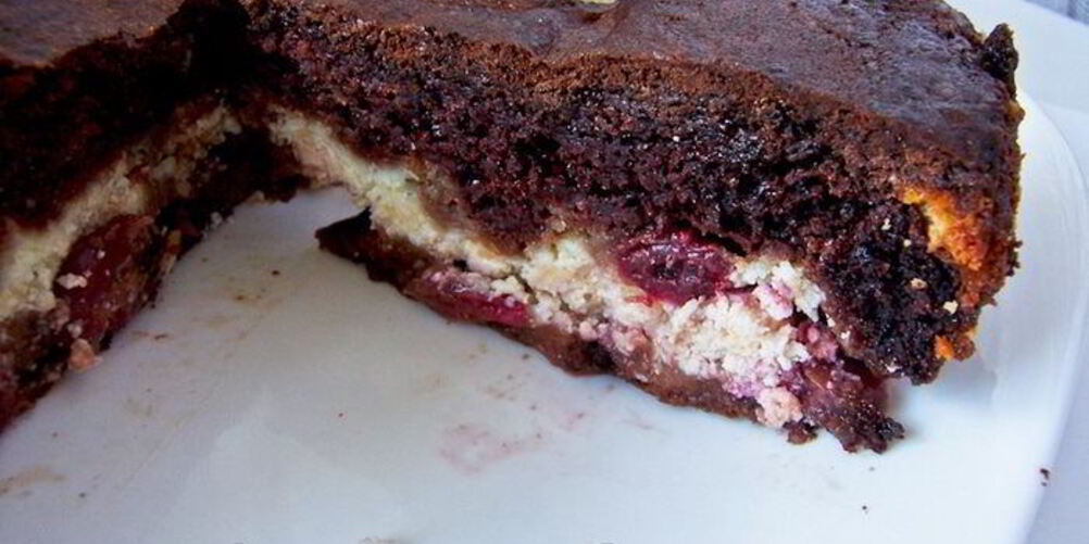 Рецепт брауни с творожно-вишневой начинкой