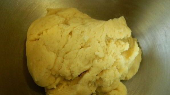 лимонные пирожные с меренгой