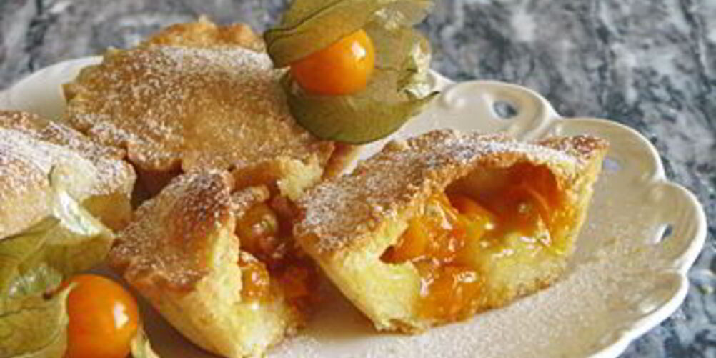 Рецепт маленьких пирожных с физалисом