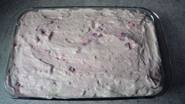 малиновые пирожные страчателла