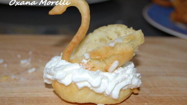 пирожное гуси-лебеди