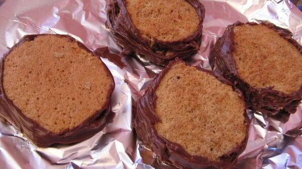 пирожное сладкое колечко