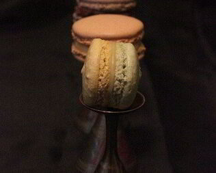 Пирожные макароны на итальянской меренге