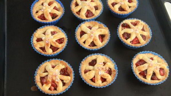 пирожные самоцветы