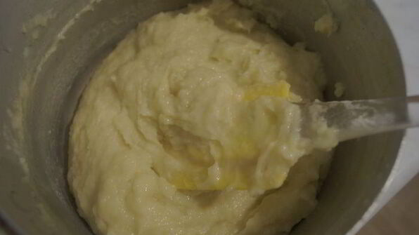 пирожные шу с вишневым сюрпризом